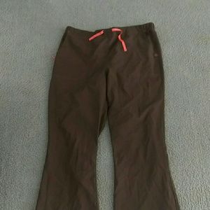 Carhartt scrub bottoms!!